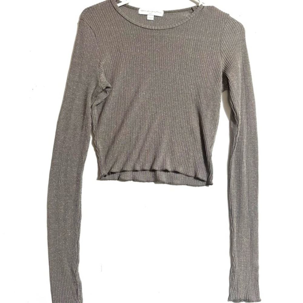 Spiritual Gangster Gray Crop Fitted Blouse